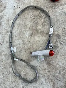 Cirrus SR22 SR-22 Aircraft Whelen strobe light nav navigation red 9000625